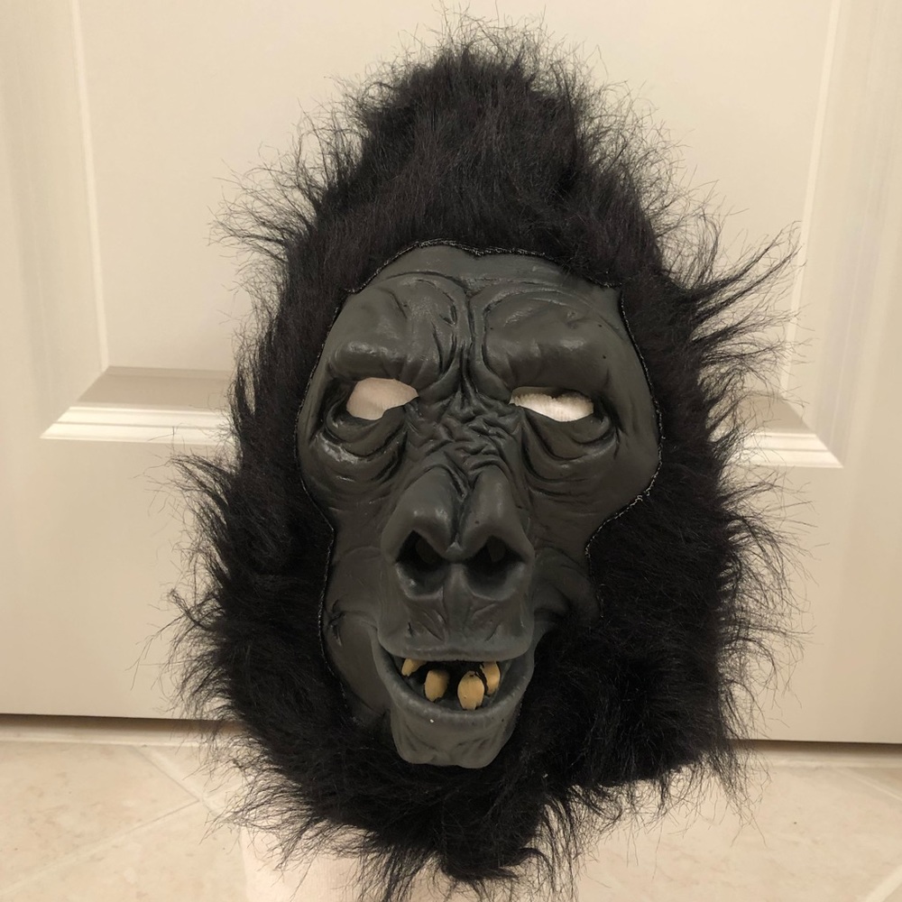 ZAGONE Studios Gorilla Ape Mask / Costume New Condition